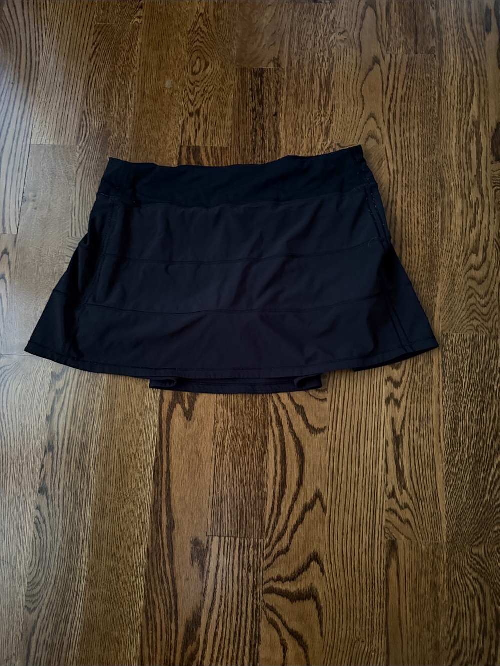 Lululemon black skort 10